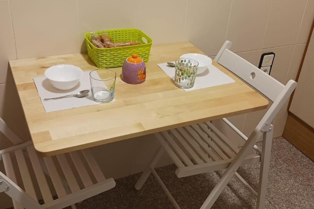 Apartamento Turistico ซาราโกซา ภายนอก รูปภาพ